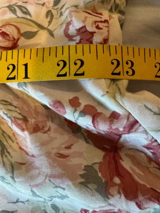 Torrid Women’s 3 Floral Babydoll Top Tie Front Flutter Sleeve Cream Pink Green - Picture 10 of 12